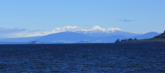 Taupo & Mt Egmont Taupo & Mt Egmont