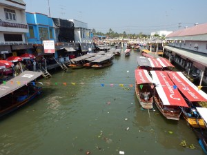 Amphawa-001